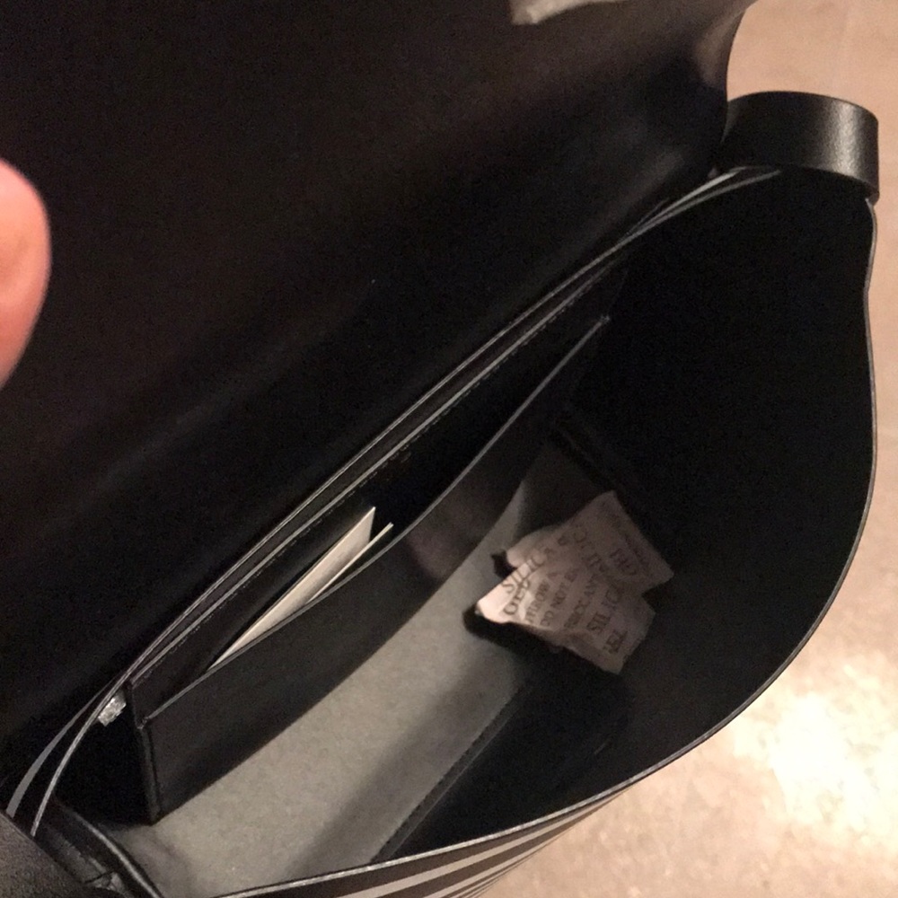 Kate Spade Crossbody Bag - Picture 3 of 6